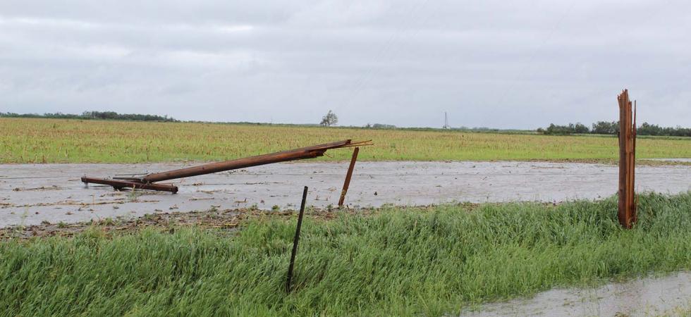 Broken pole